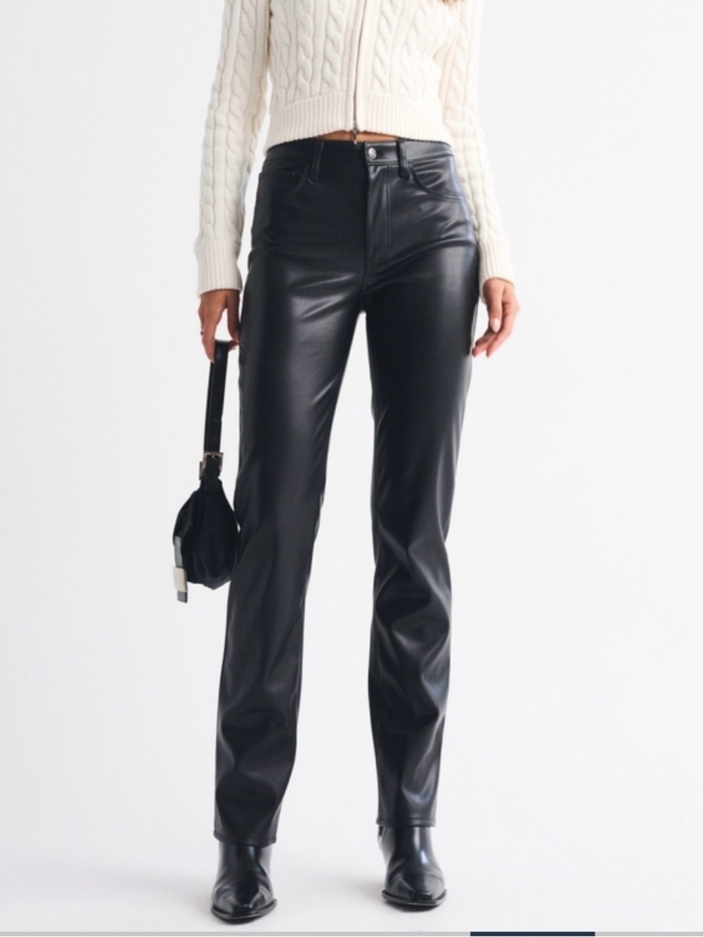 Abercrombie & Fitch High Rise 90s Straight Vegan Leather